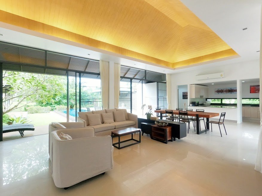 Property image - full photo 25