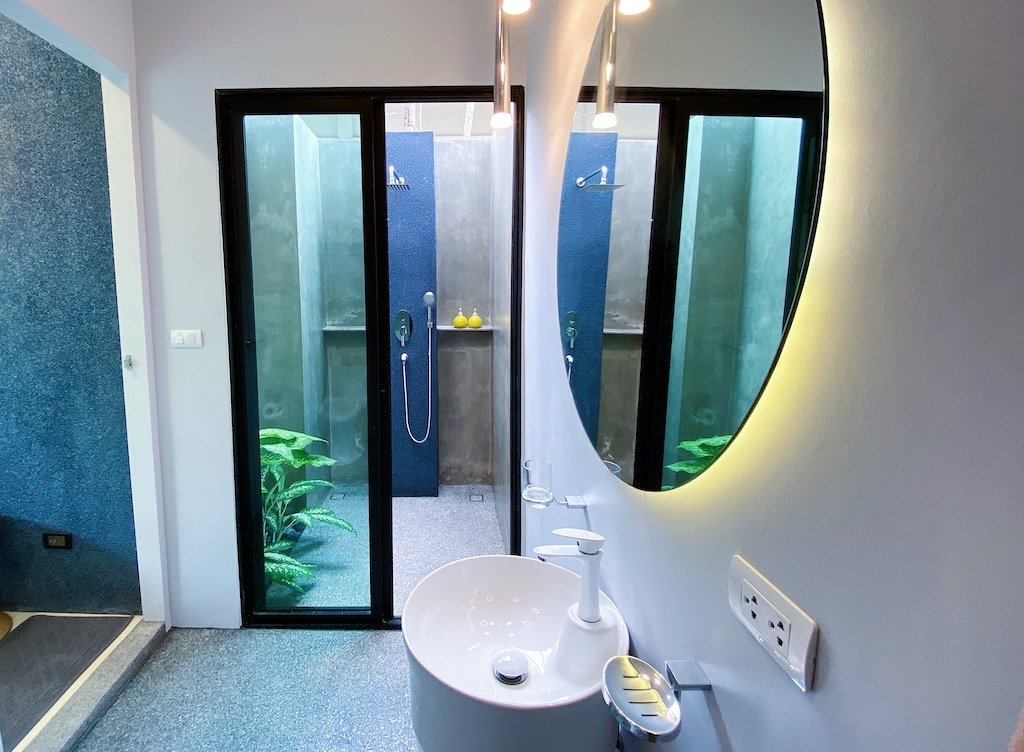 Property image - full photo 40