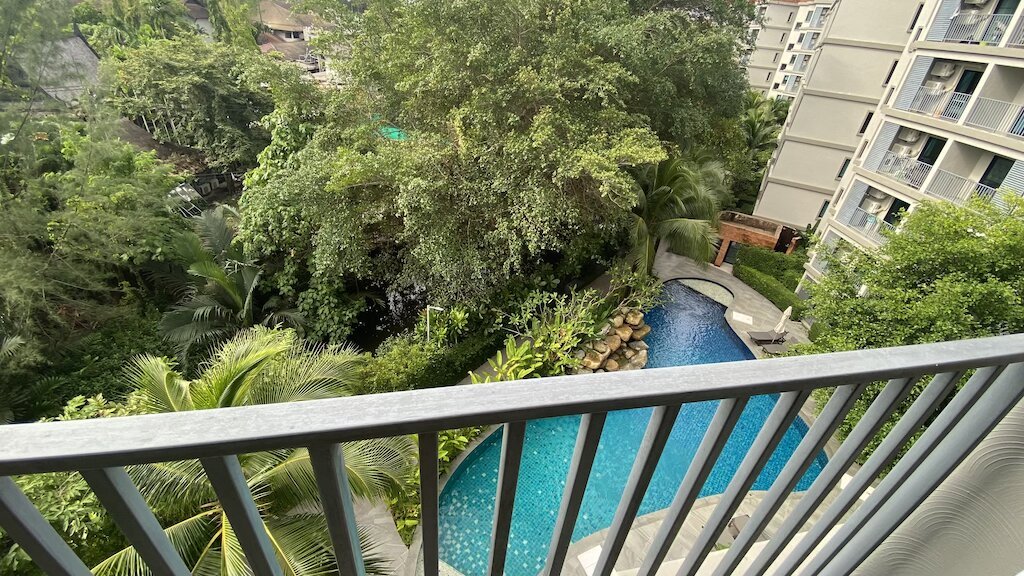 Property image - full photo 2
