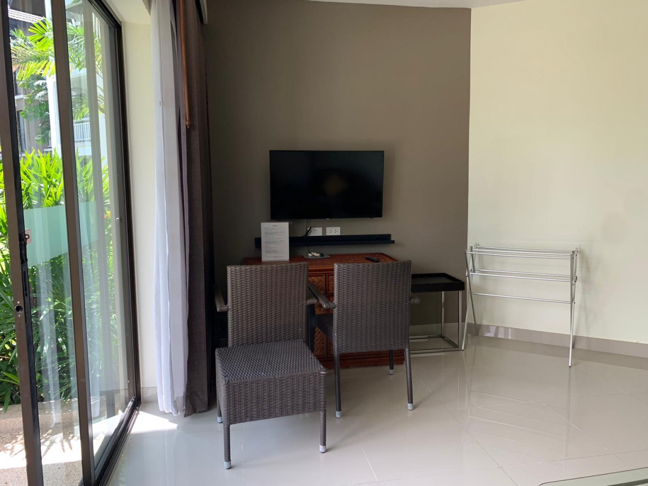 Property image - full photo 5