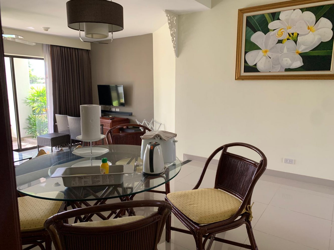Property image - full photo 4