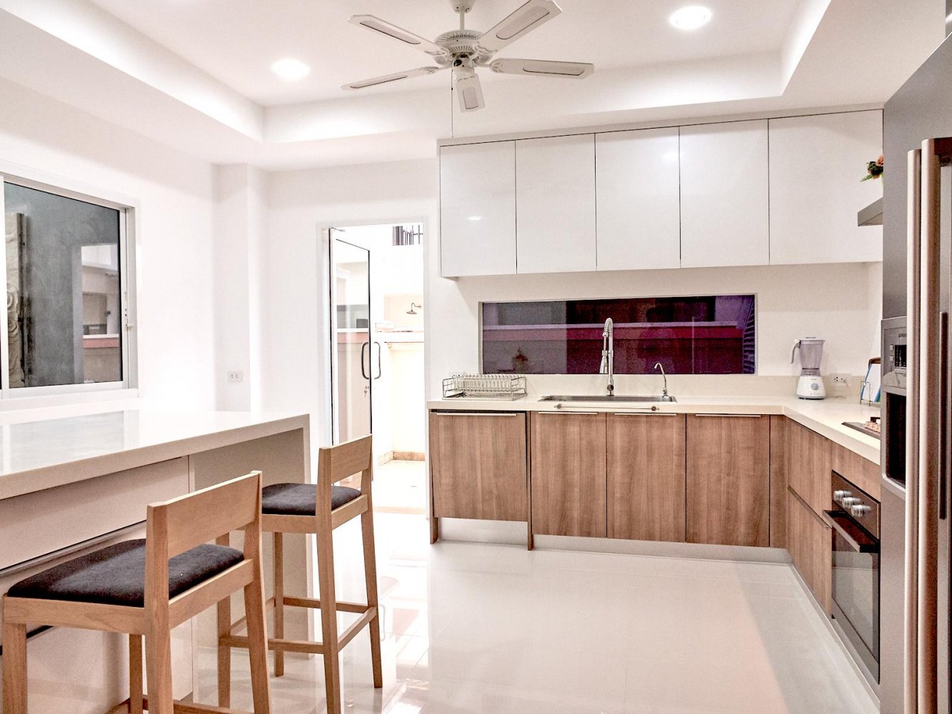 Property image - full photo 6