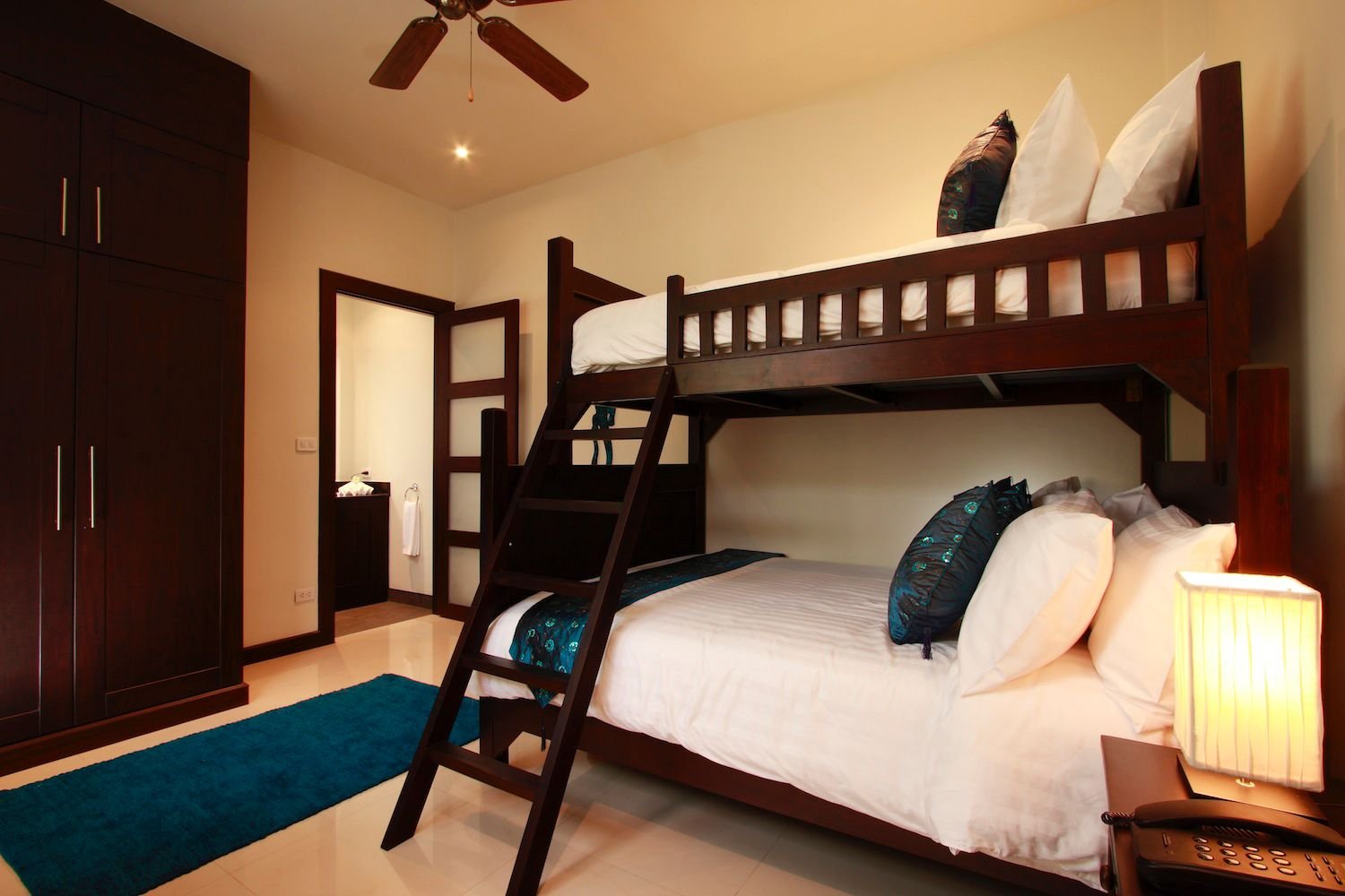 Property image - full photo 11