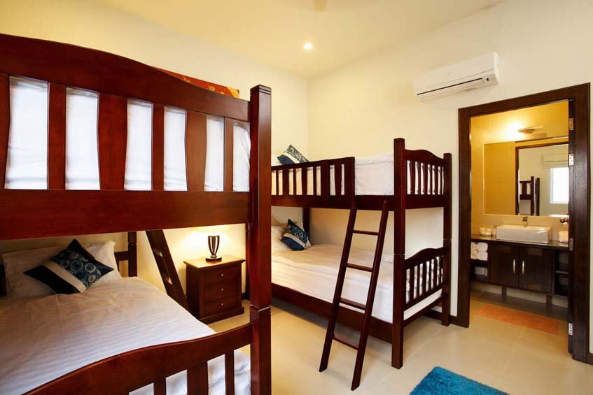 Property image - full photo 15