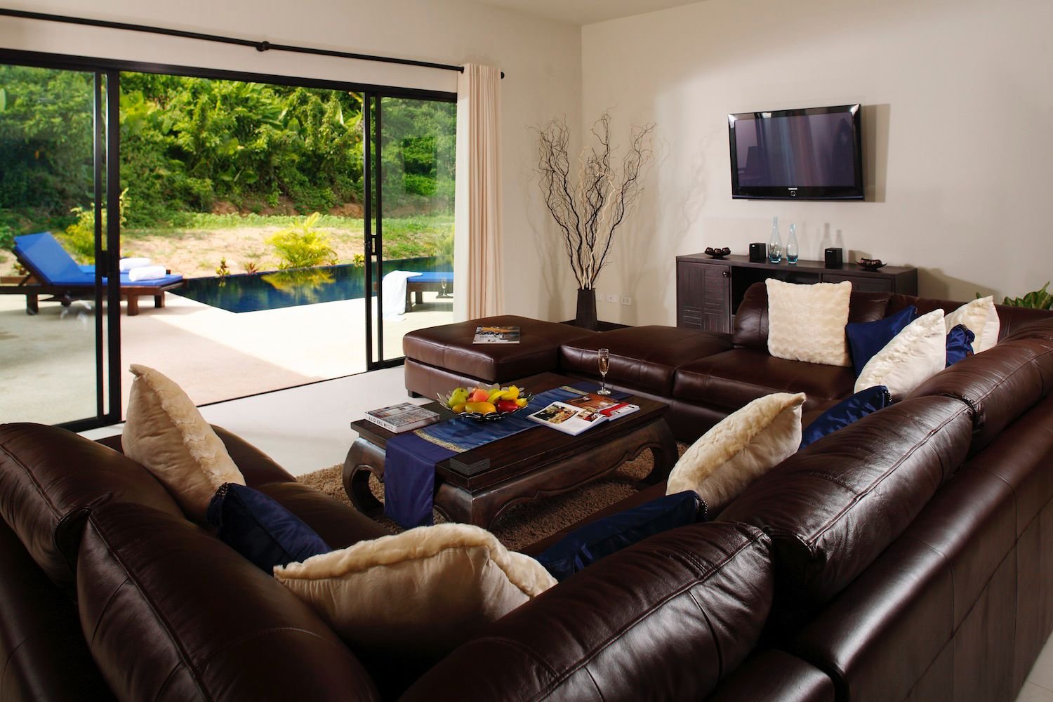 Property image - full photo 9