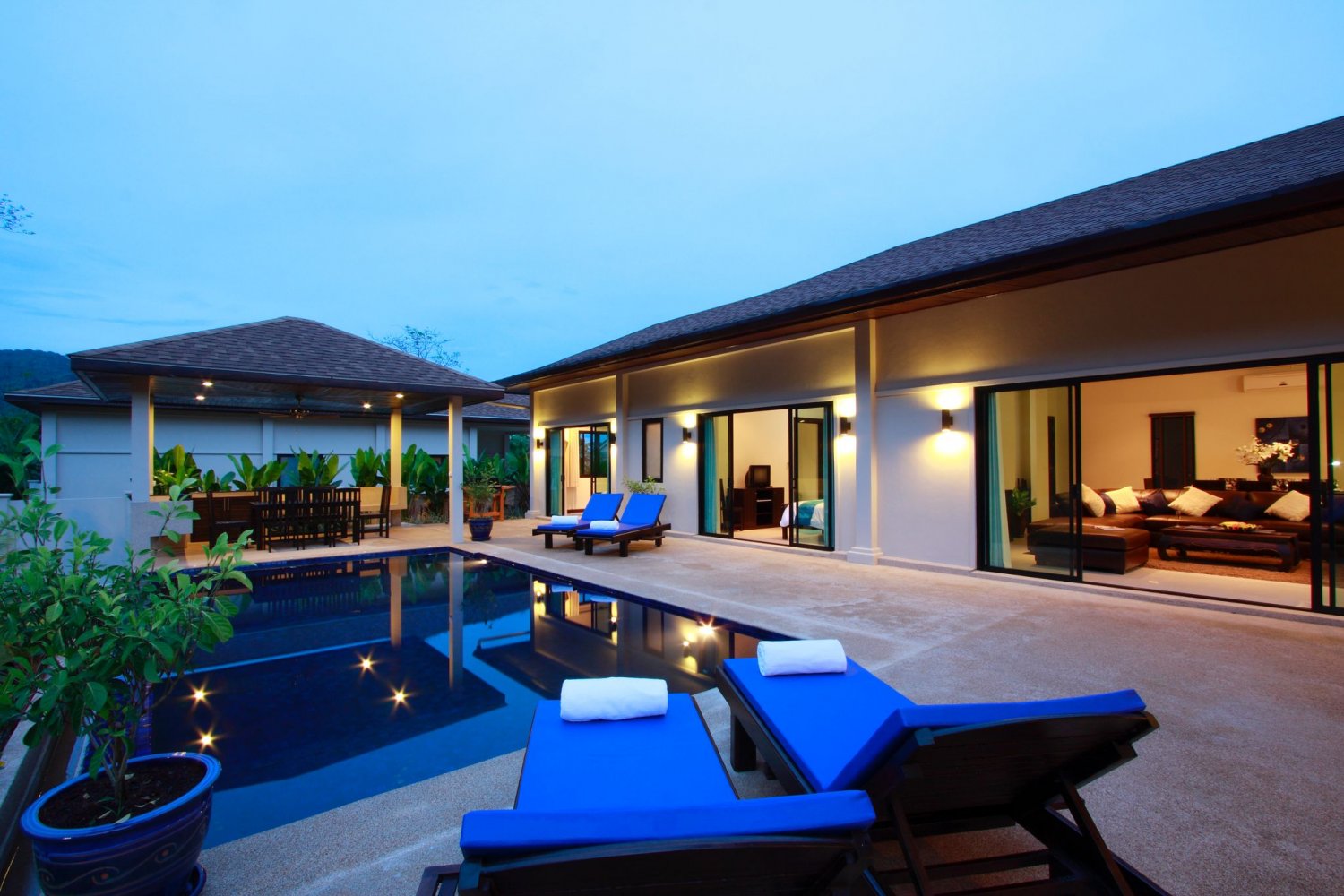 Property image - full photo 5
