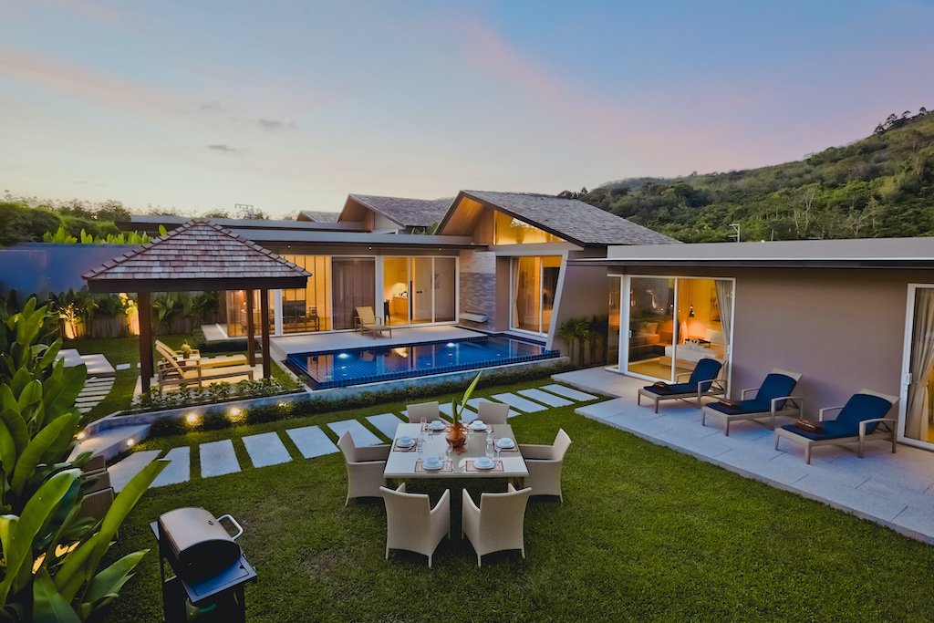Property image - full photo 3