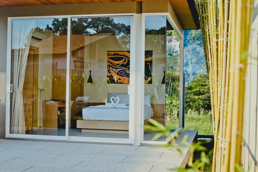 Property image - full photo 4