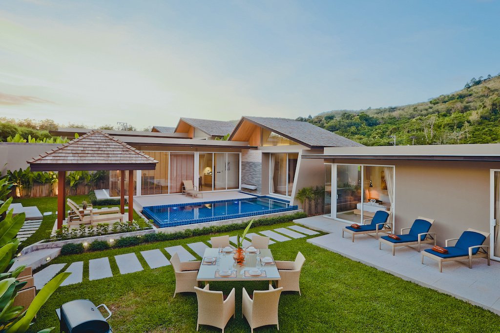 Property image - full photo 16