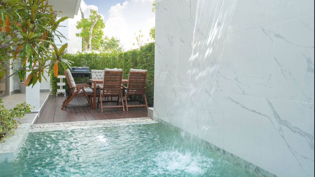 Property image - full photo 14