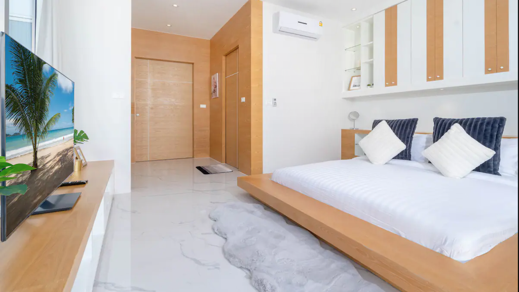Property image - full photo 20