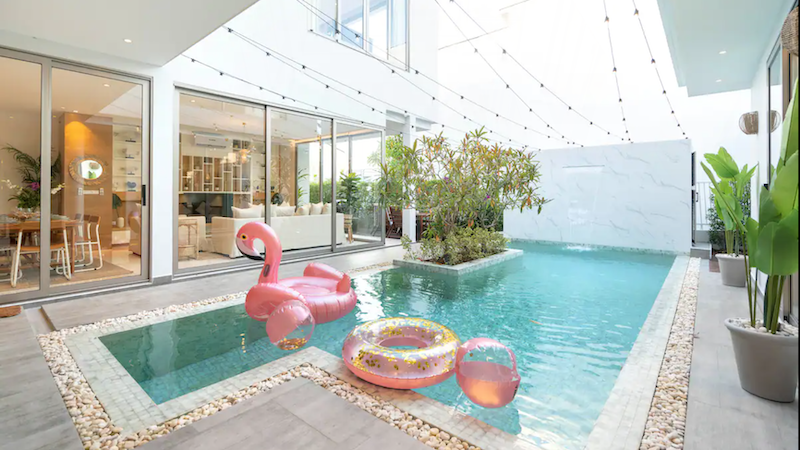 Property image - full photo 11