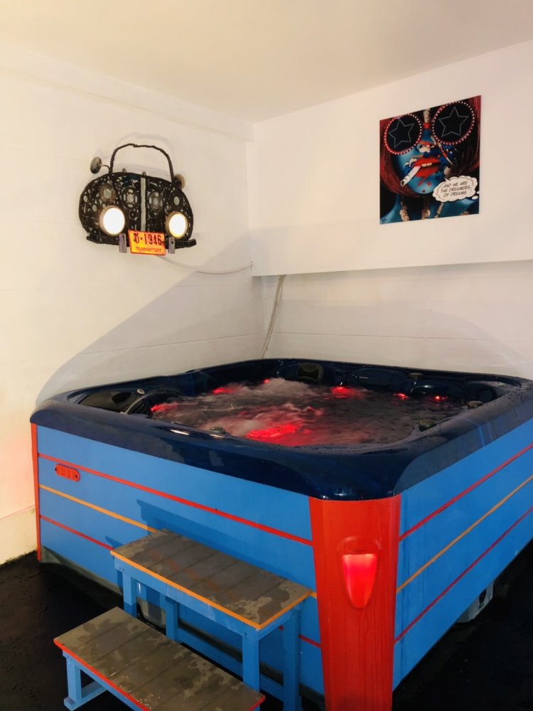 Property image - full photo 12