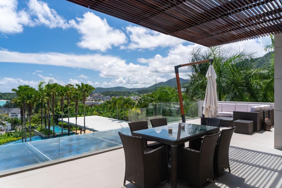 Property image - full photo 3