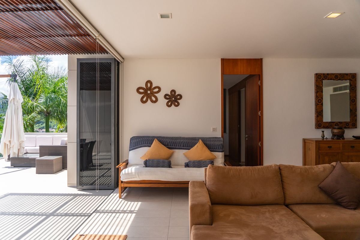 Property image - full photo 10