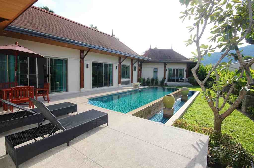 Property image - full photo 2