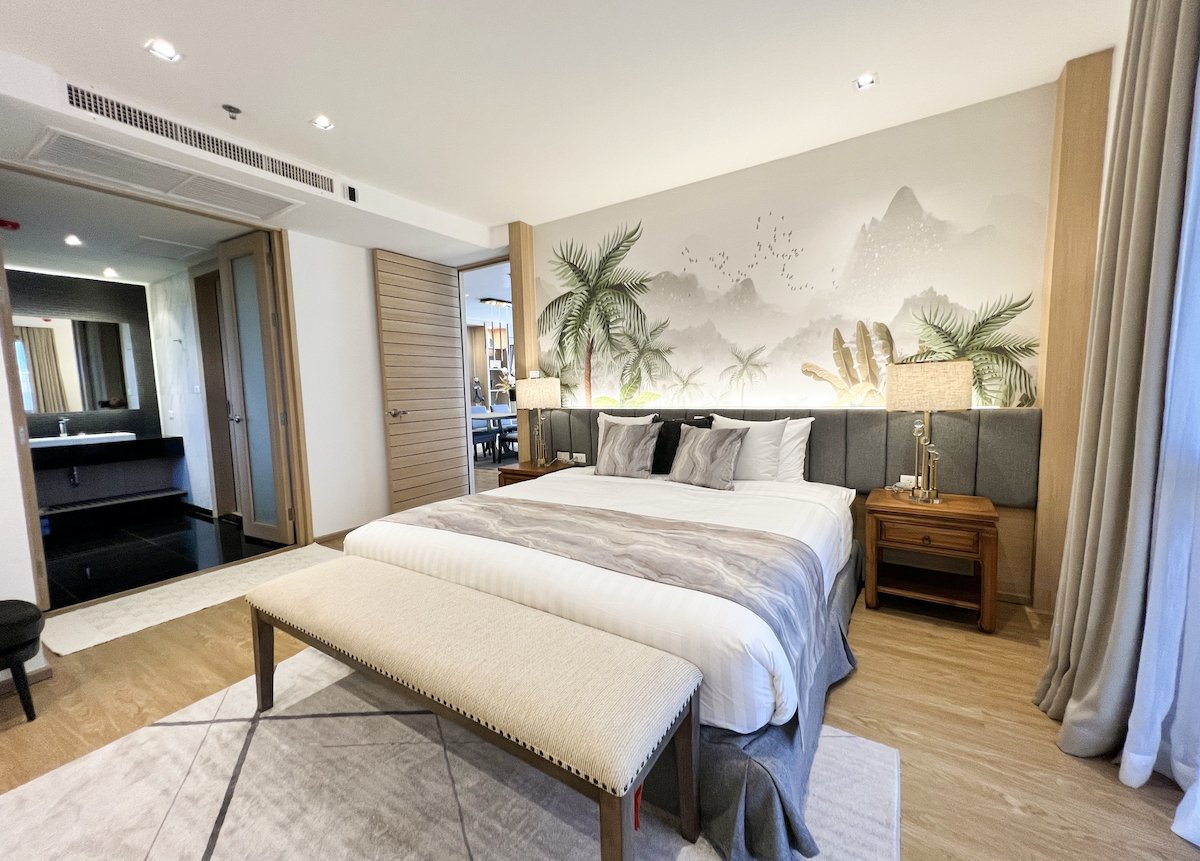 Property image - full photo 10