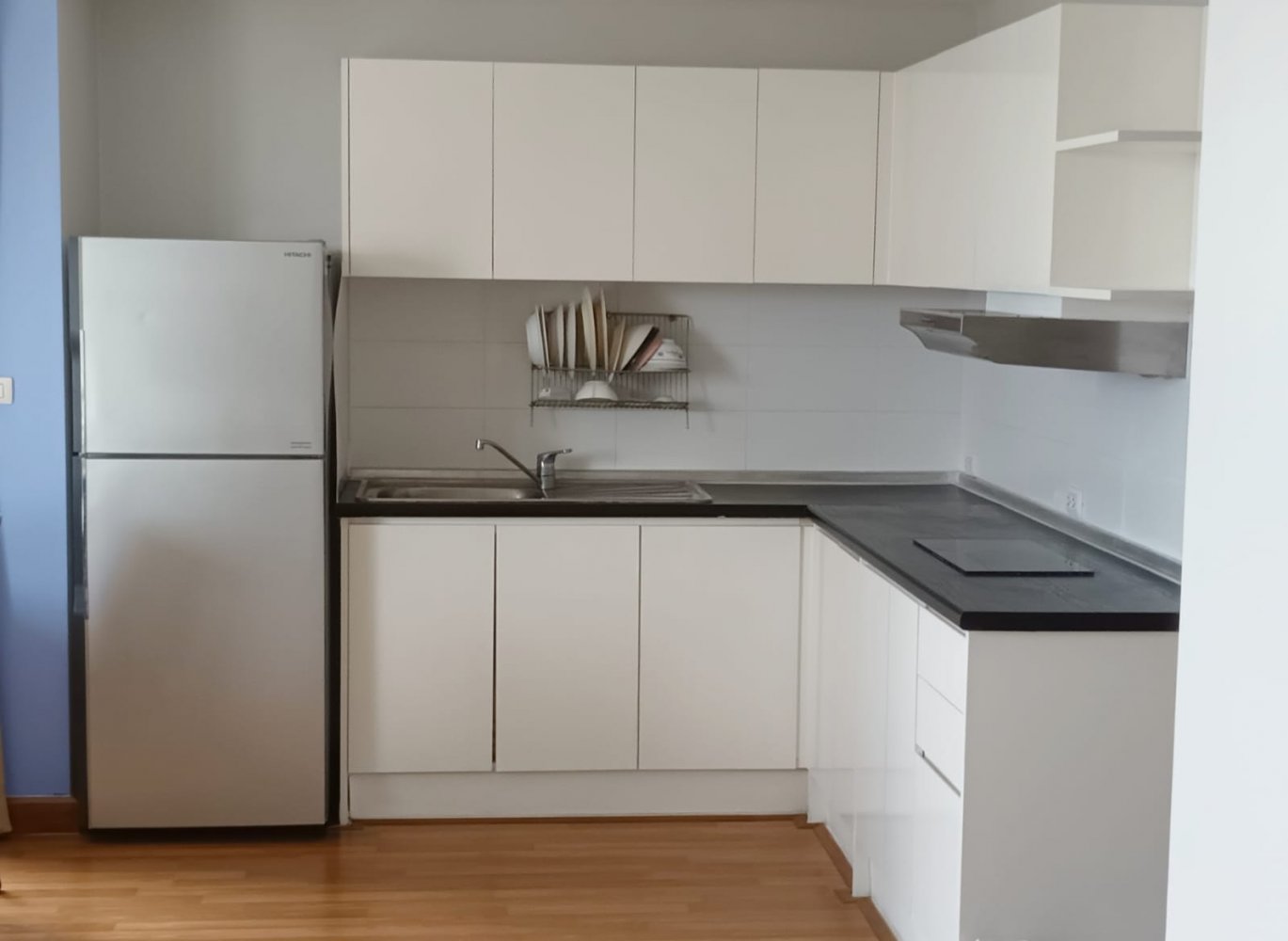 Property image - full photo 4