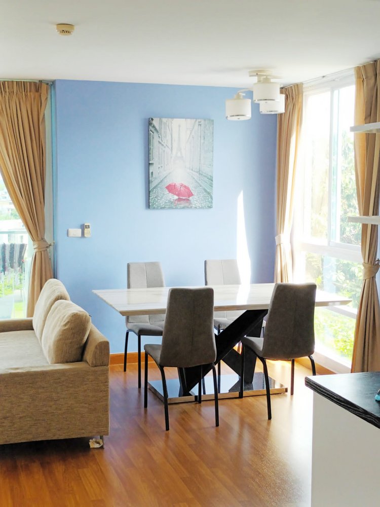 Property image - full photo 1