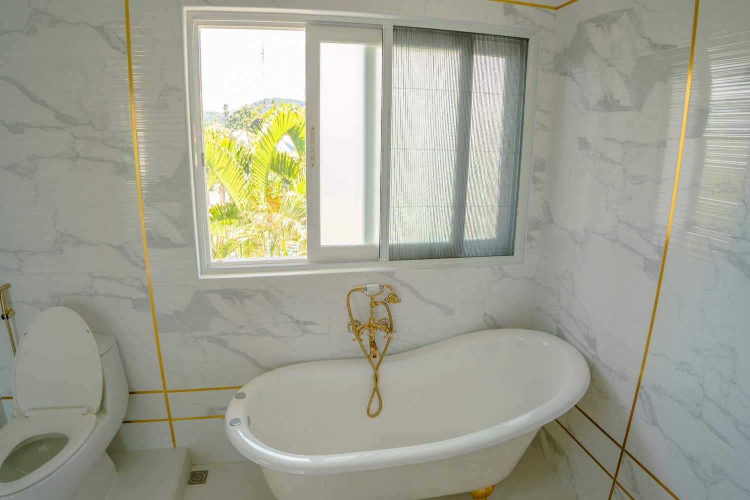 Property image - full photo 25
