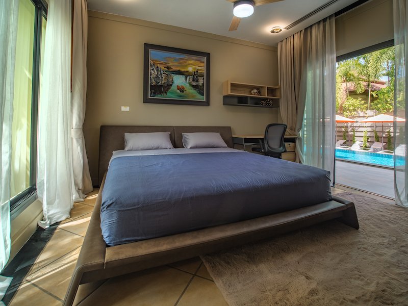 Property image - full photo 23