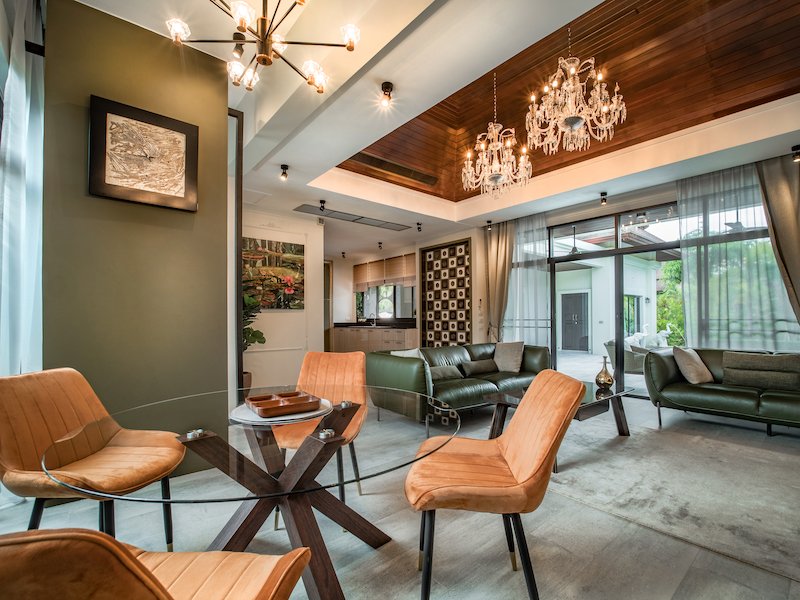 Property image - full photo 11