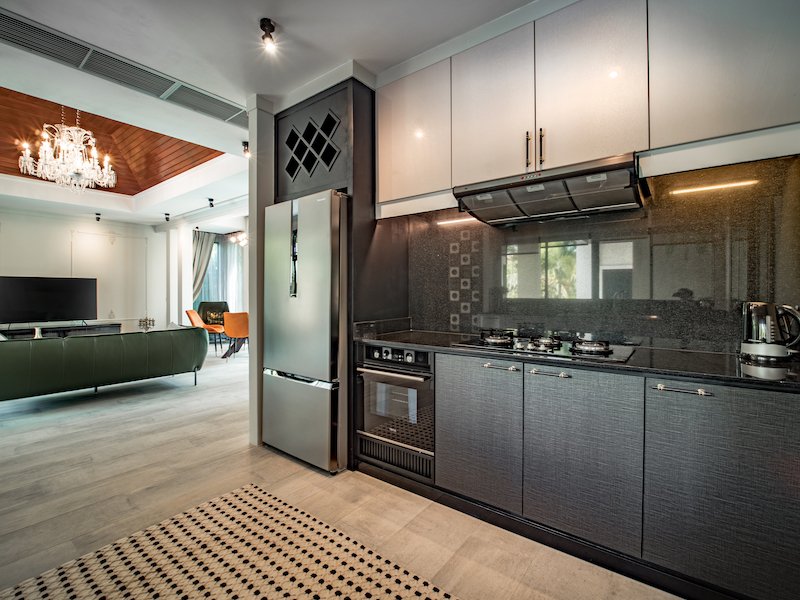 Property image - full photo 16