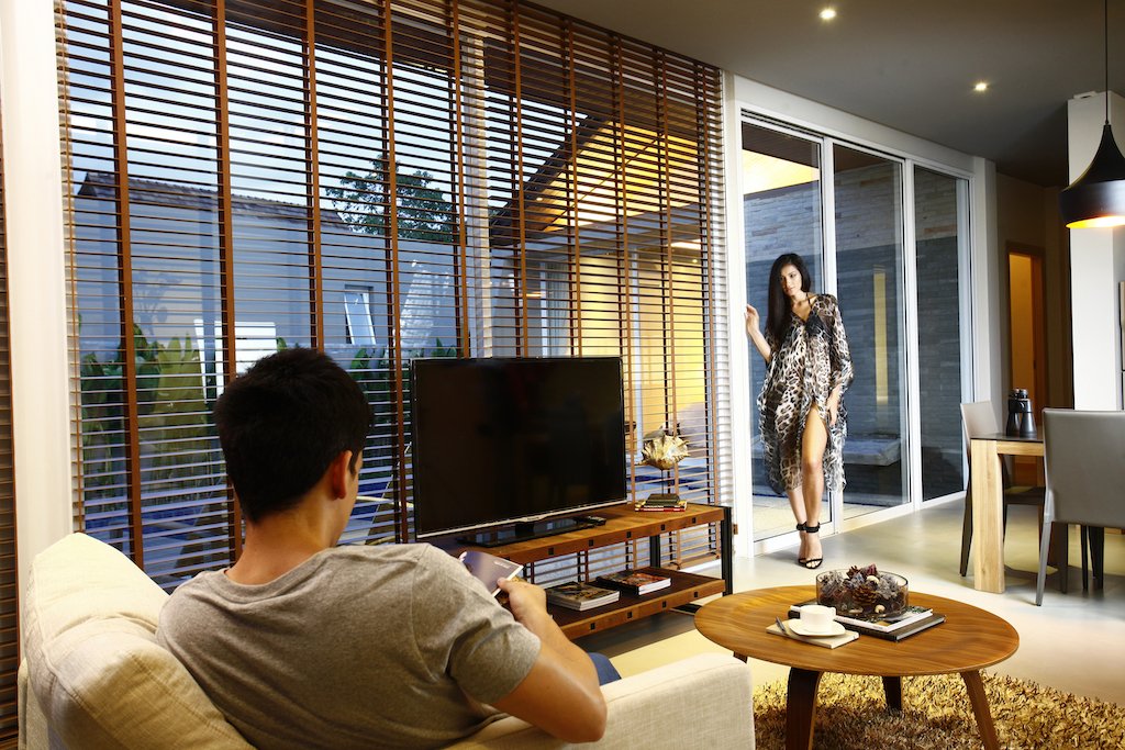 Property image - full photo 10