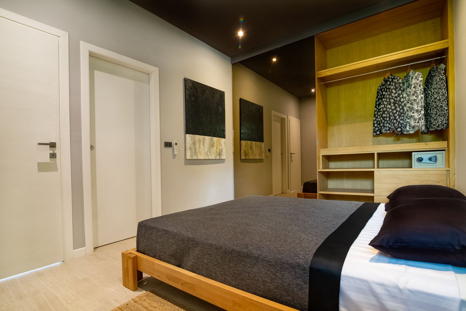 Property image - full photo 40