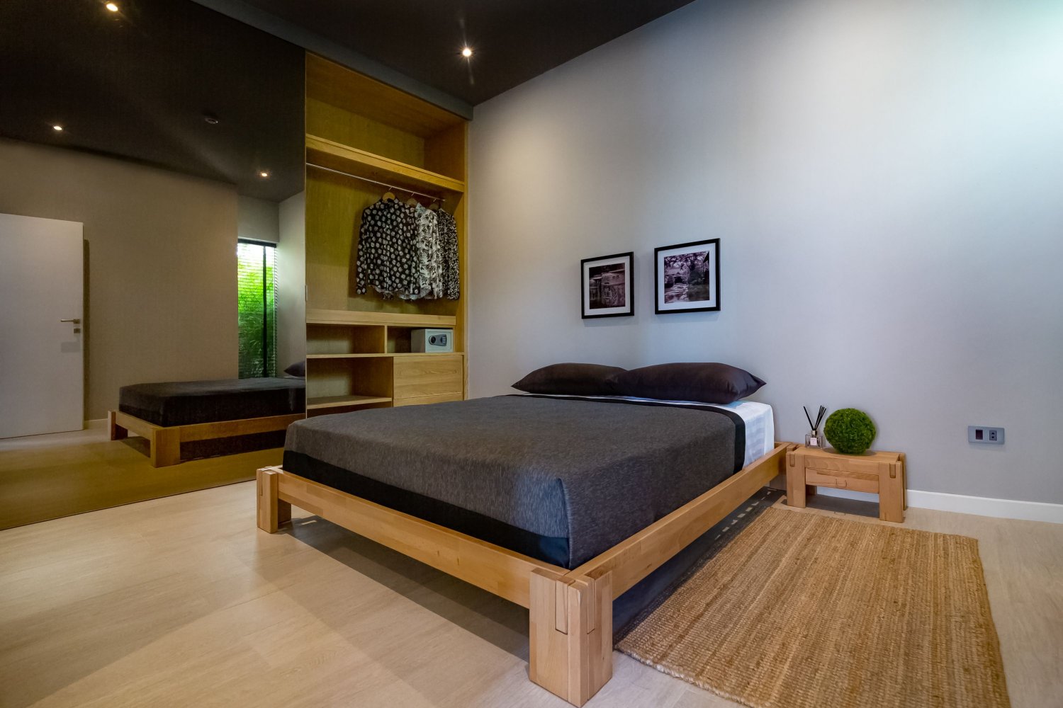 Property image - full photo 38