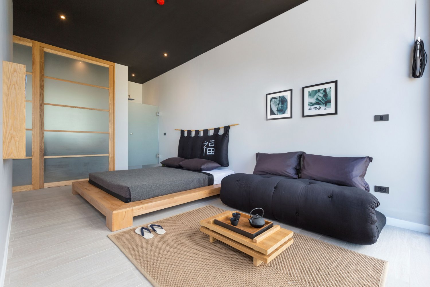 Property image - full photo 10
