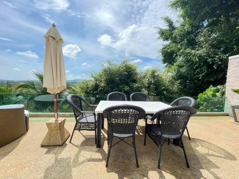 Property image - full photo 14