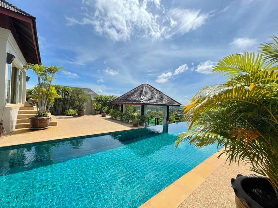 Property image - full photo 3