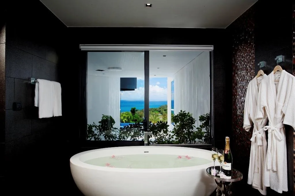 Property image - full photo 18
