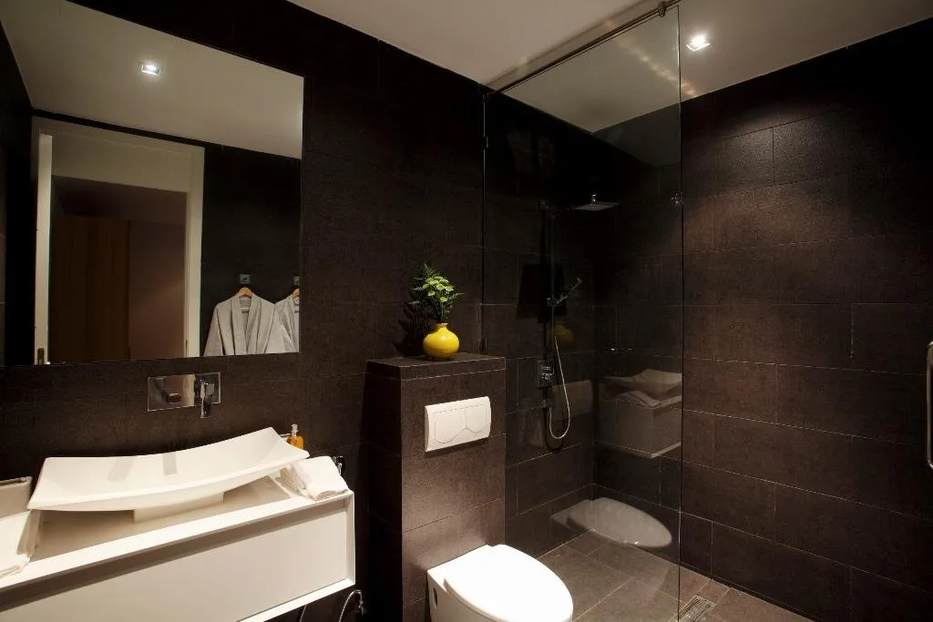 Property image - full photo 29