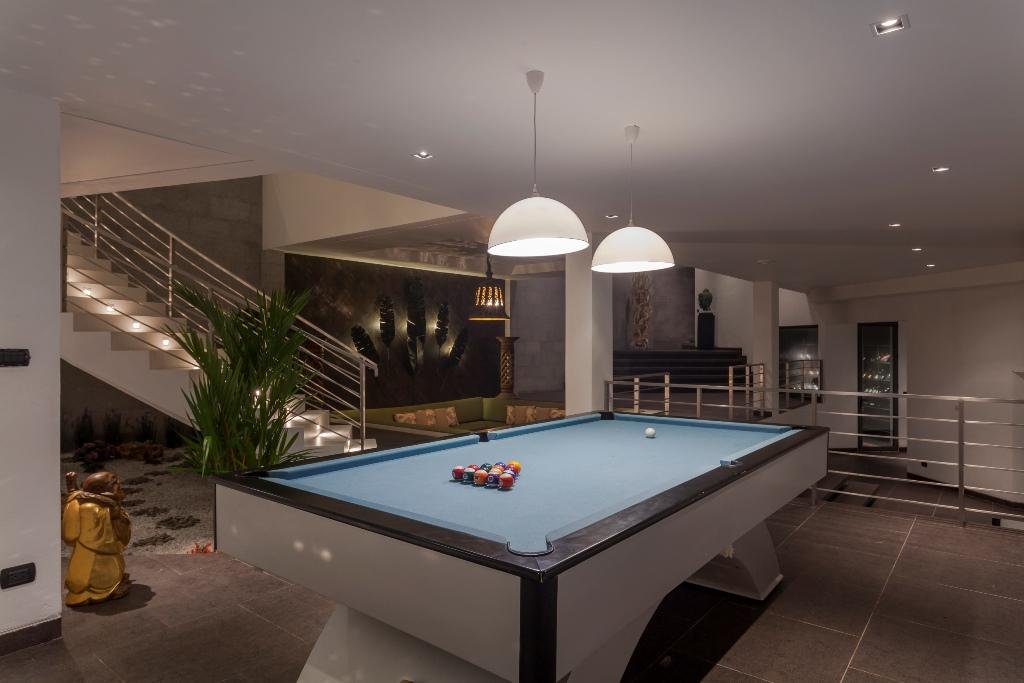 Property image - full photo 39
