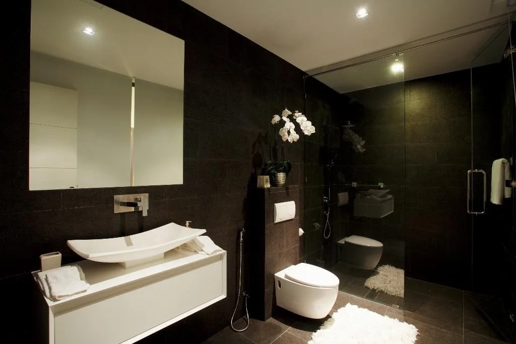 Property image - full photo 37