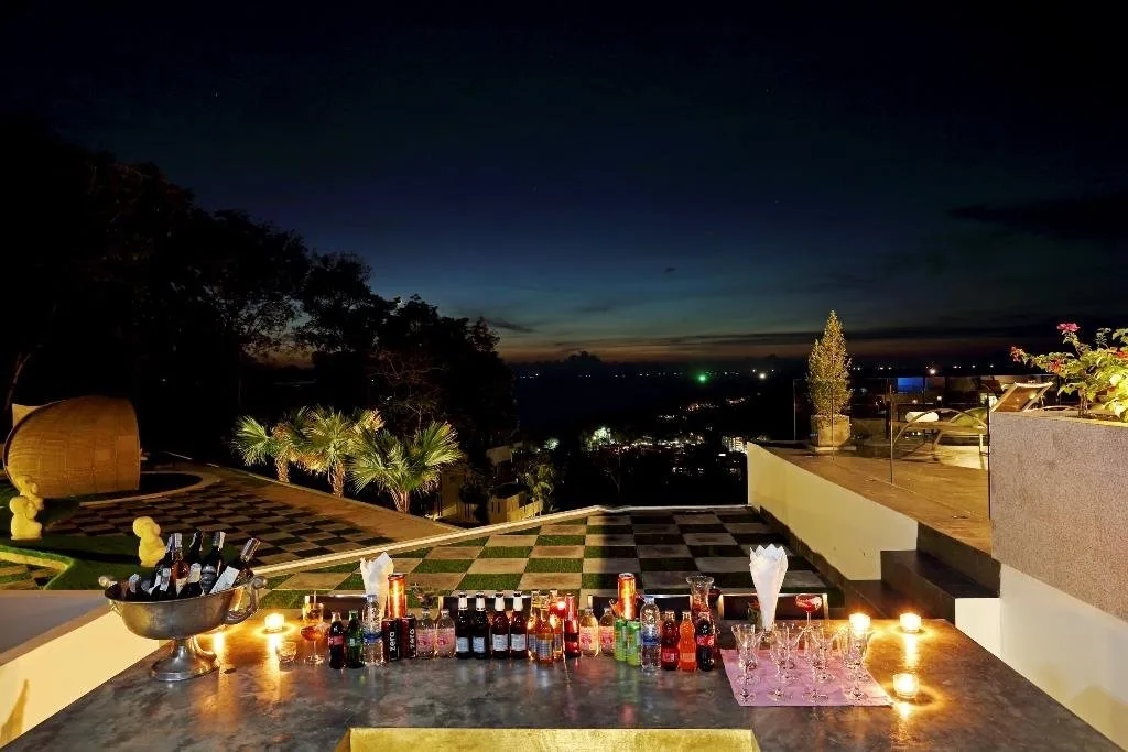 Property image - full photo 45