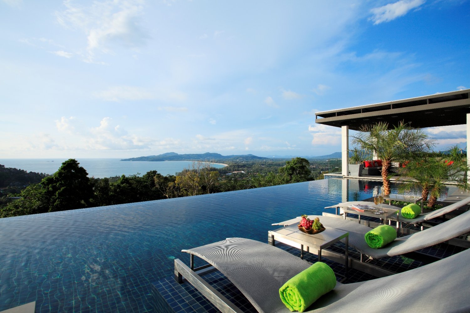 Property image - full photo 1
