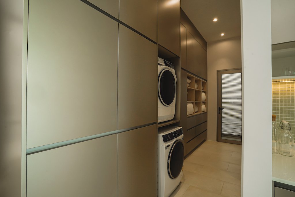 Property image - full photo 9