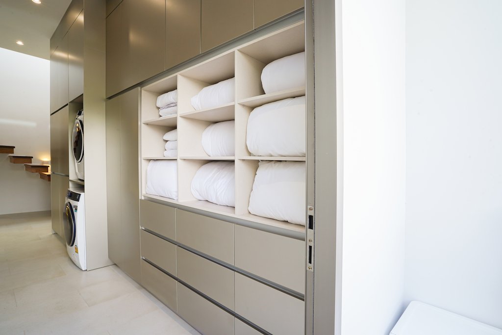 Property image - full photo 10