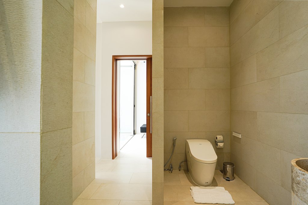 Property image - full photo 17