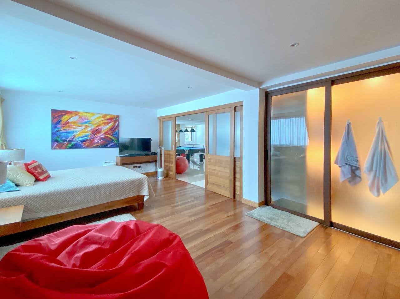 Property image - full photo 15
