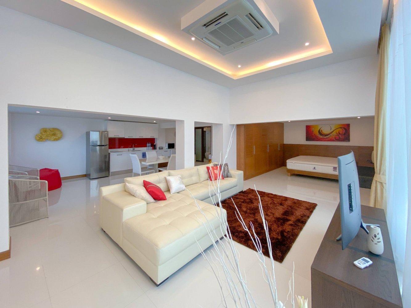 Property image - full photo 30