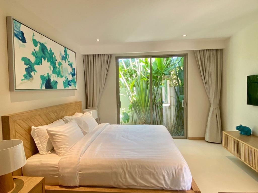 Property image - full photo 10
