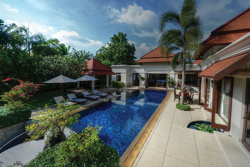 Property image - full photo 2