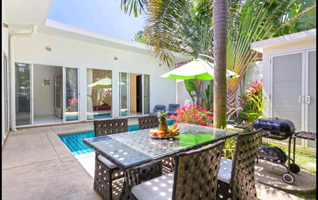 Property image - full photo 2