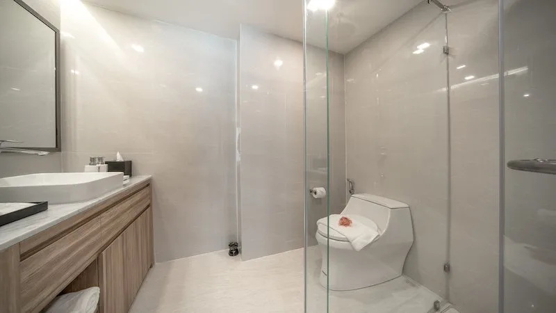 Property image - full photo 6