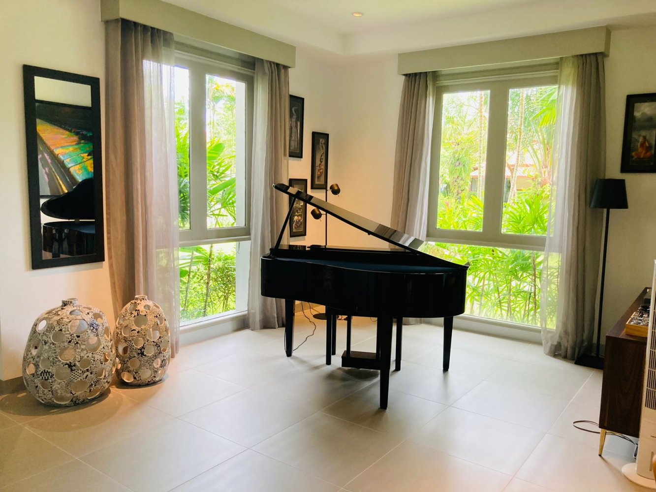 Property image - full photo 13