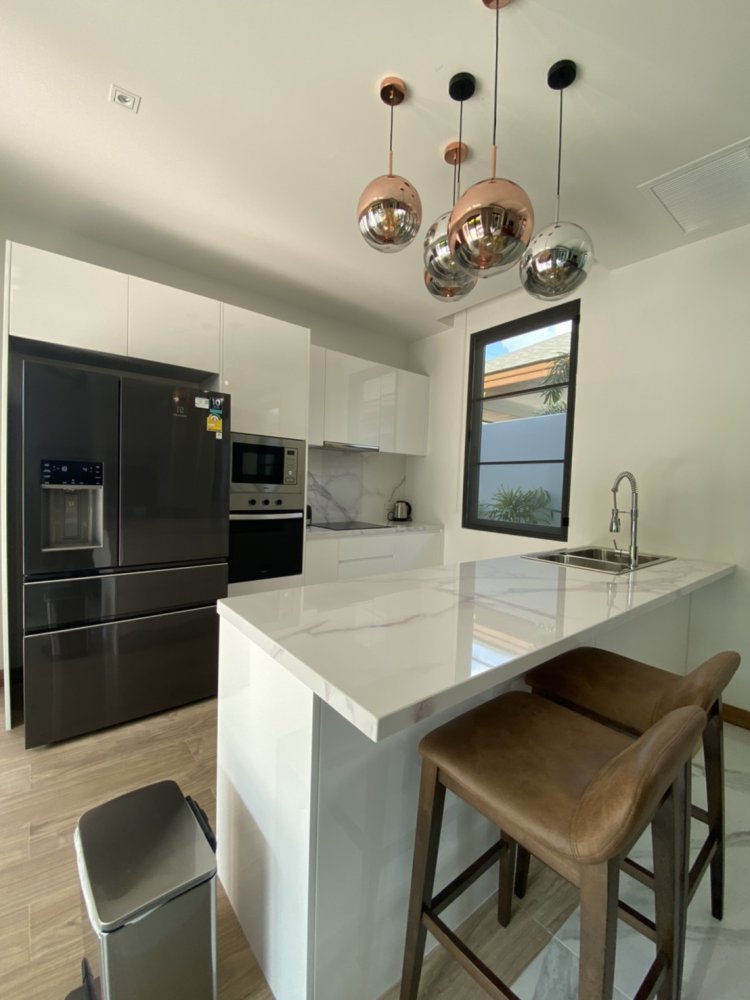 Property image - full photo 5